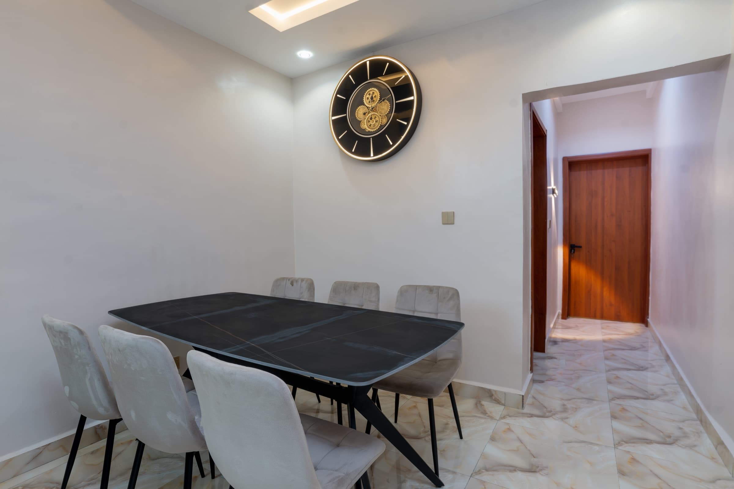 Dining area at Yordson Apartments